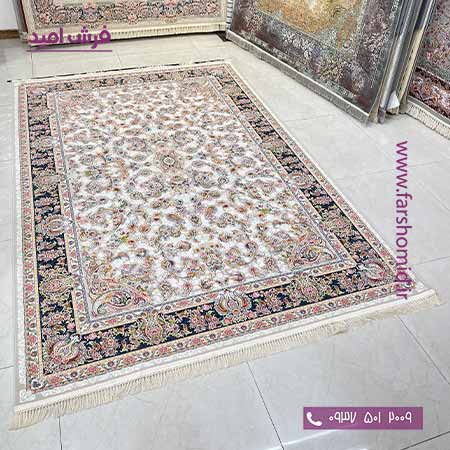 فرش 1200 شانه گلبرجسته گل افشان طلاریس نقره ای حاشیه سرمه ای فرش ملل