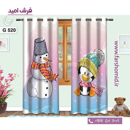 یک جفت پنل پرده پانچی دوخت شده و آماده نصب طرح پنگوئن و آدم برفی کد ۵۲۰