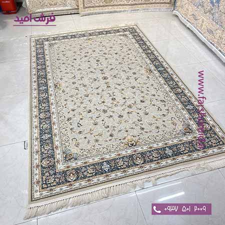 فرش ماشینی 700 شانه کلکسیون آوازه افشان اکازیون بژ حاشیه متالیک فرش سورنا
