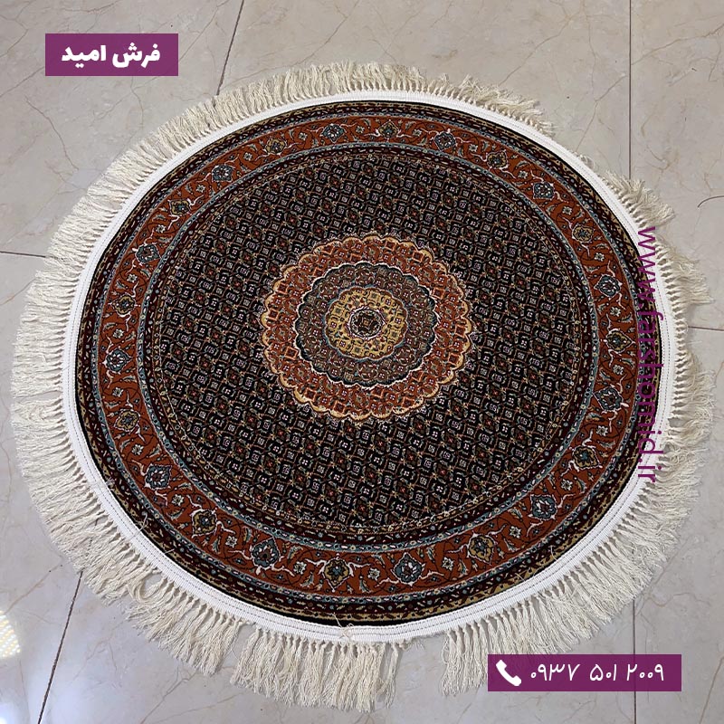 فرش ماشینی دایره 700 شانه طرح ریز ماهی سلطان سرمه ای قالی کشمیر