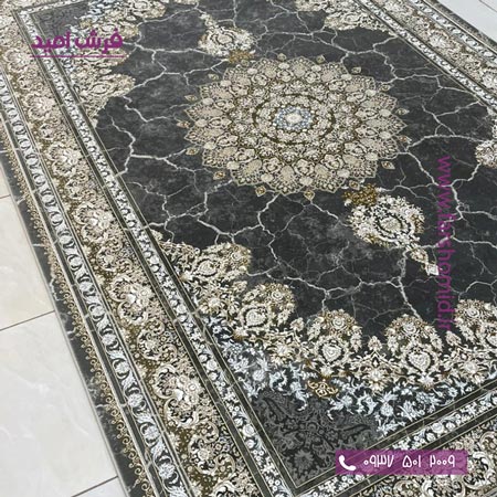 فرش ماشینی 1200 شانه گلبرجسته کد 2085 مشکی طلایی کلکسیون دیار فرش ملل