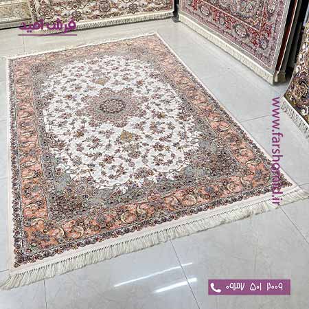 فرش ماشینی 1200 شانه 8 رنگ فردوس کرم حاشیه گلبهی قالی کشمیر